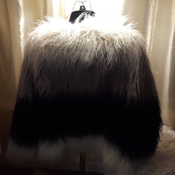 Faux coat ombre - Picture 3 of 3